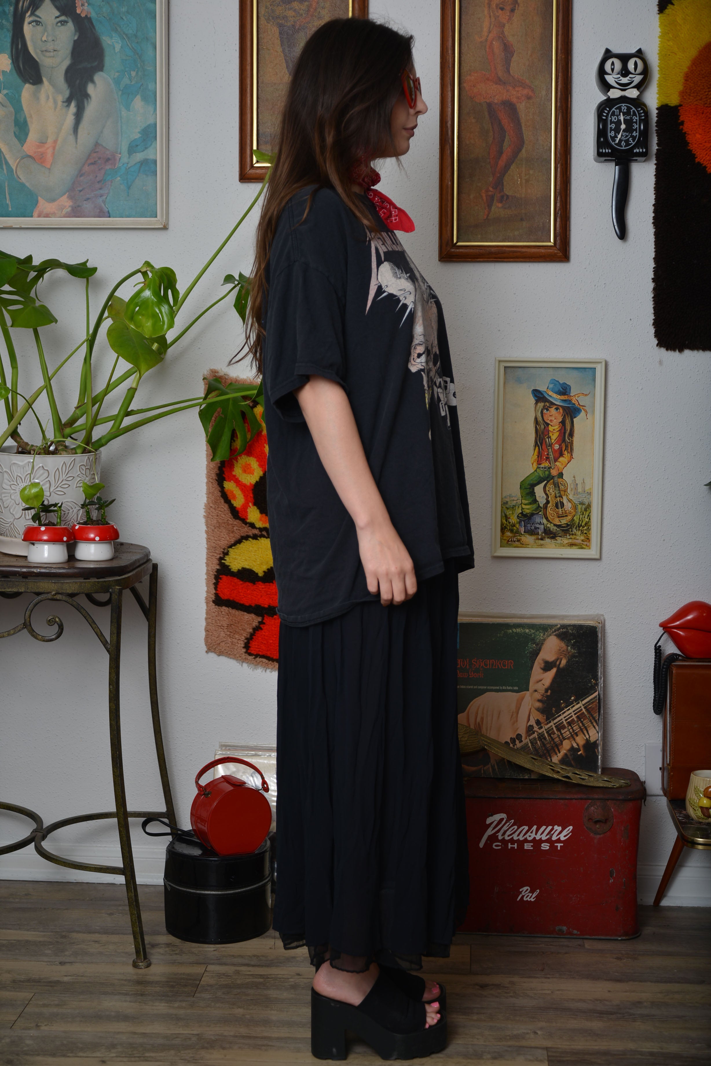 Vintage 90s Sheer Crinkled Skirt – Elastic Waist – Lovers