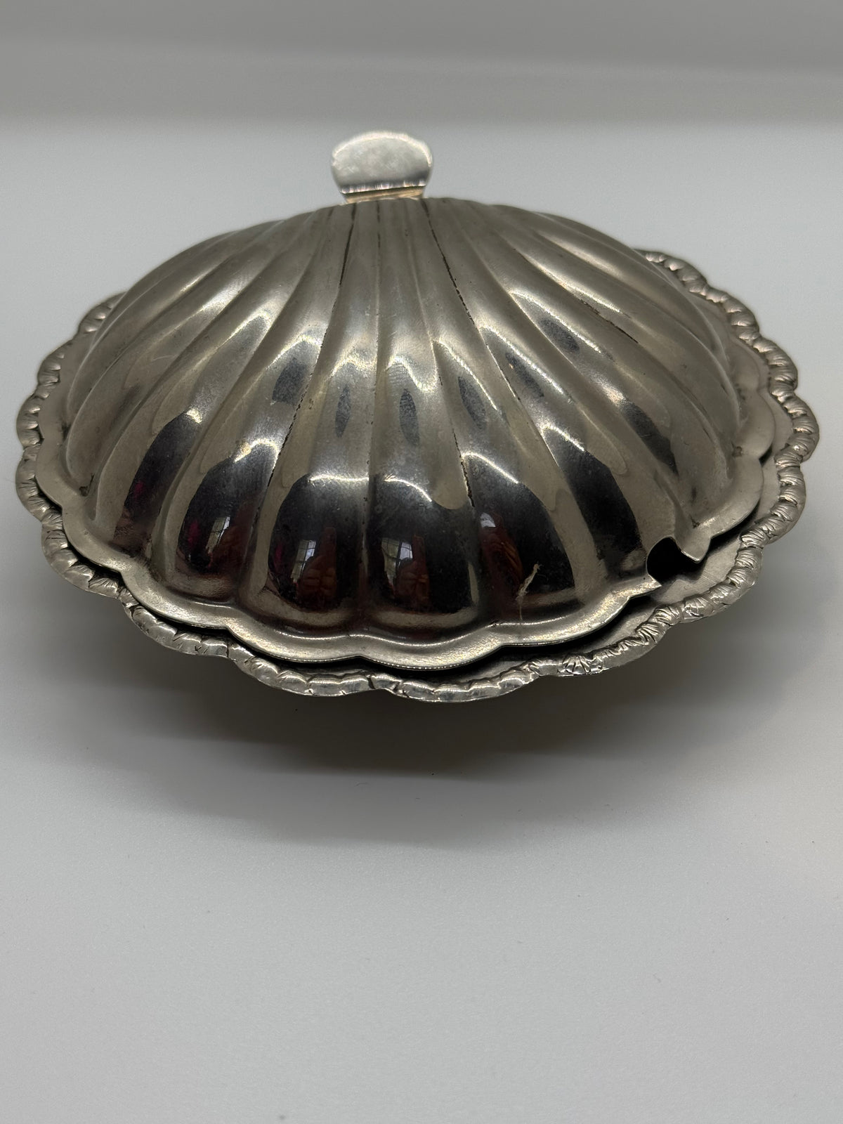Clamshell Metal Vintage Metal Clamshell Trinket Dish – Hinged Shell Jewelry Box with O ...