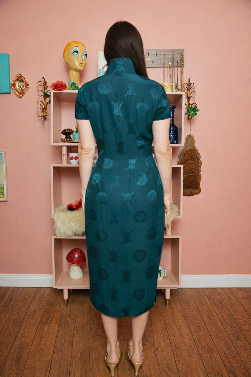 Vintage Silk Chinese Cheongsam Dress – 1940s–1950s