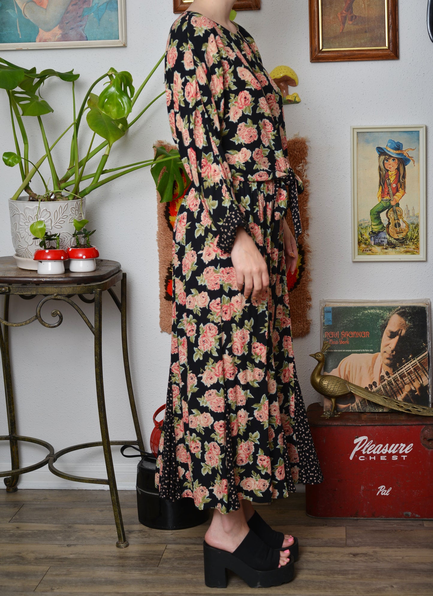 Carol Little Vintage Floral Two-Piece Set 90s Red Black Green Crop T Lovers Vintage Carol Little Vintage Floral Two-Piece Set 90s Red Black Green Crop T Lovers Vintage