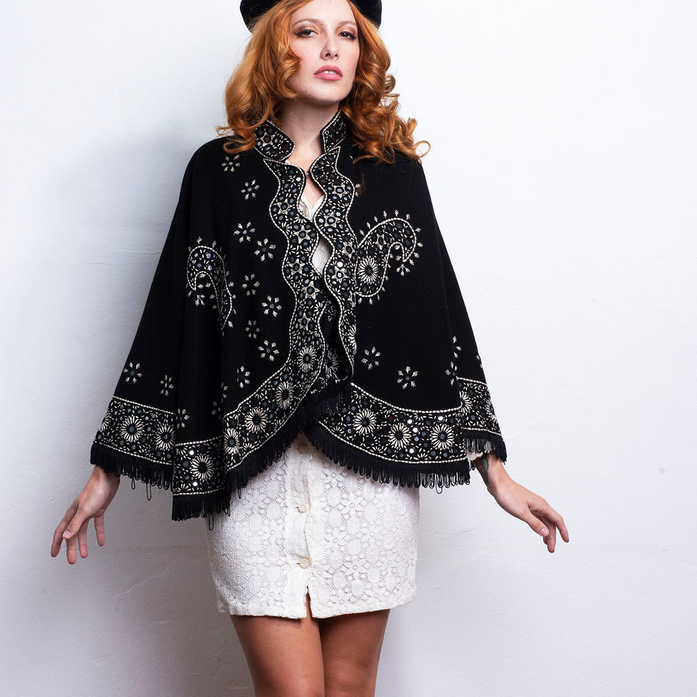 
                  
                    Vintage Poncho Embroidery freeshipping - Lovers Vintage
                  
                