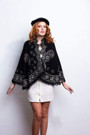Vintage Poncho Embroidery freeshipping - Lovers Vintage