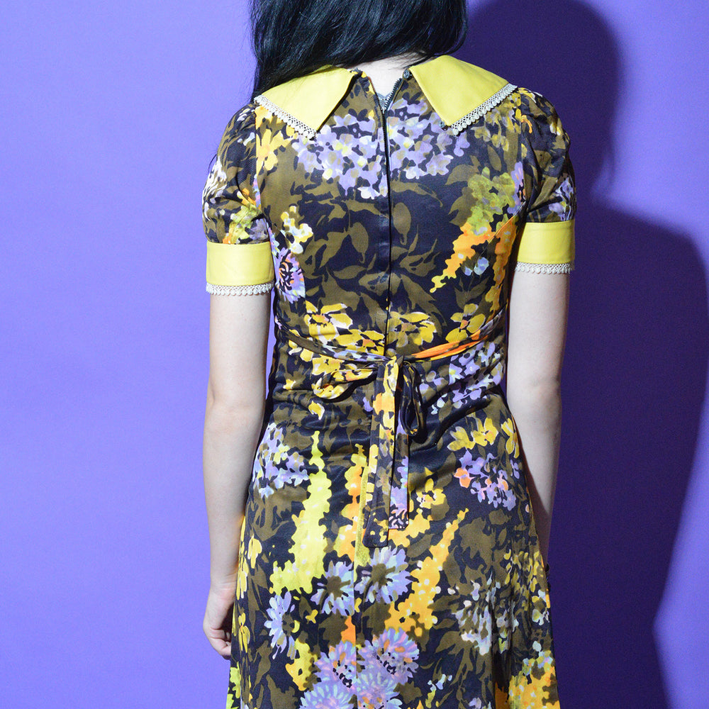 
                  
                    60s Flower Power Mod Money freeshipping - Lovers Vintage
                  
                