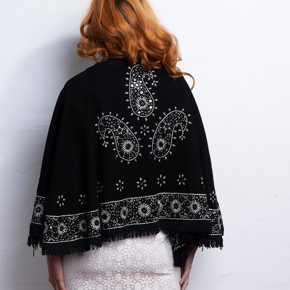 
                  
                    Vintage Poncho Embroidery freeshipping - Lovers Vintage
                  
                