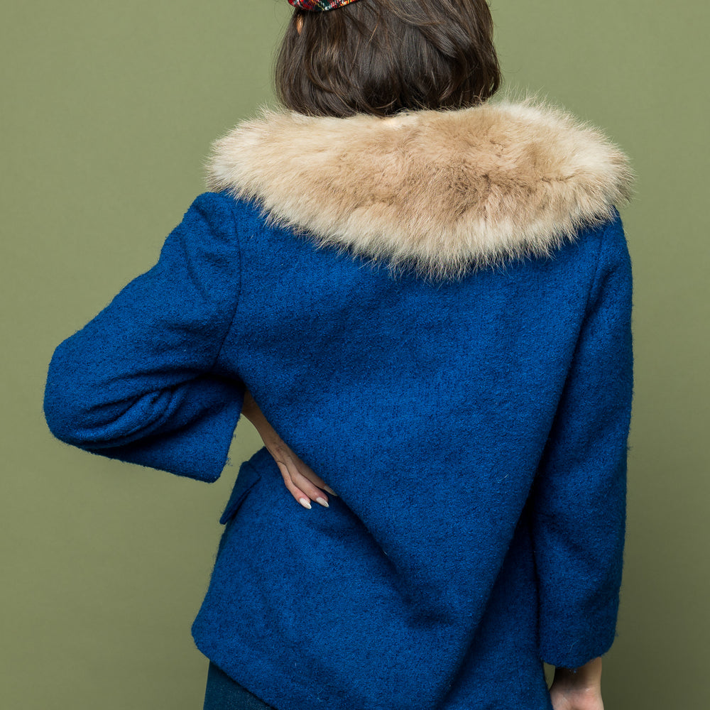 
                  
                    Lady Blue Vintage Fur Jacket freeshipping - Lovers Vintage
                  
                