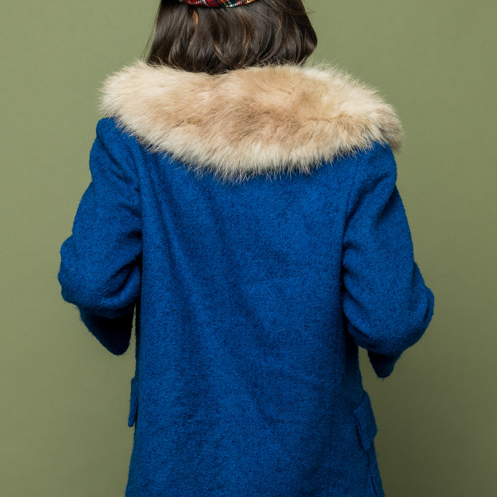 
                  
                    Lady Blue Vintage Fur Jacket freeshipping - Lovers Vintage
                  
                
