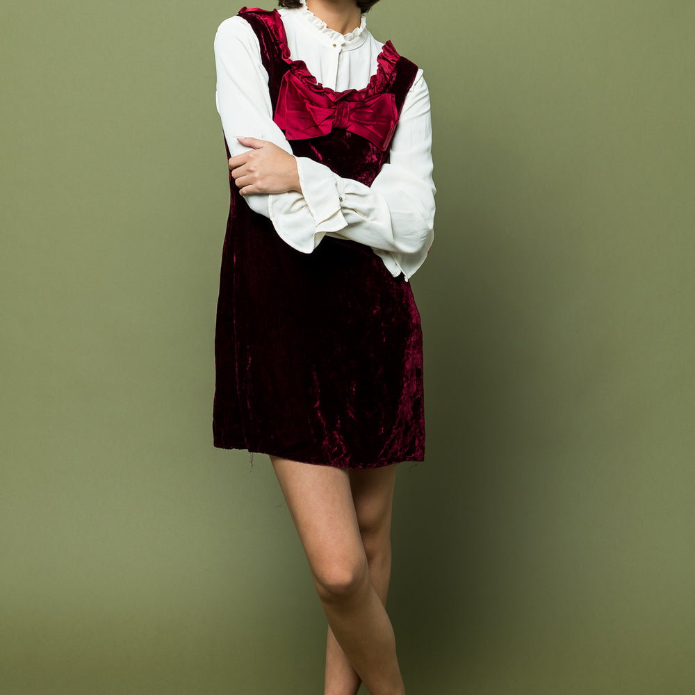 
                  
                    Velvet Jumper Dress with Bow freeshipping - Lovers Vintage
                  
                