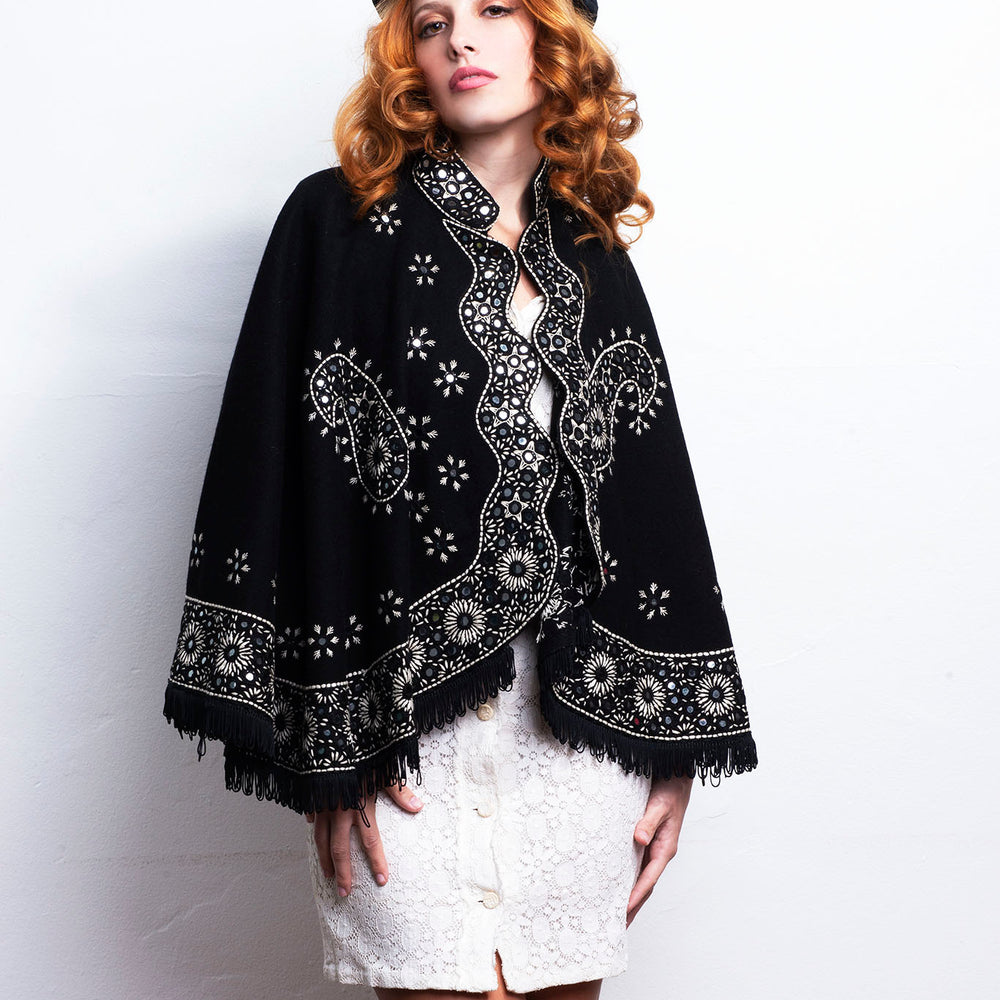 
                  
                    Vintage Poncho Embroidery freeshipping - Lovers Vintage
                  
                